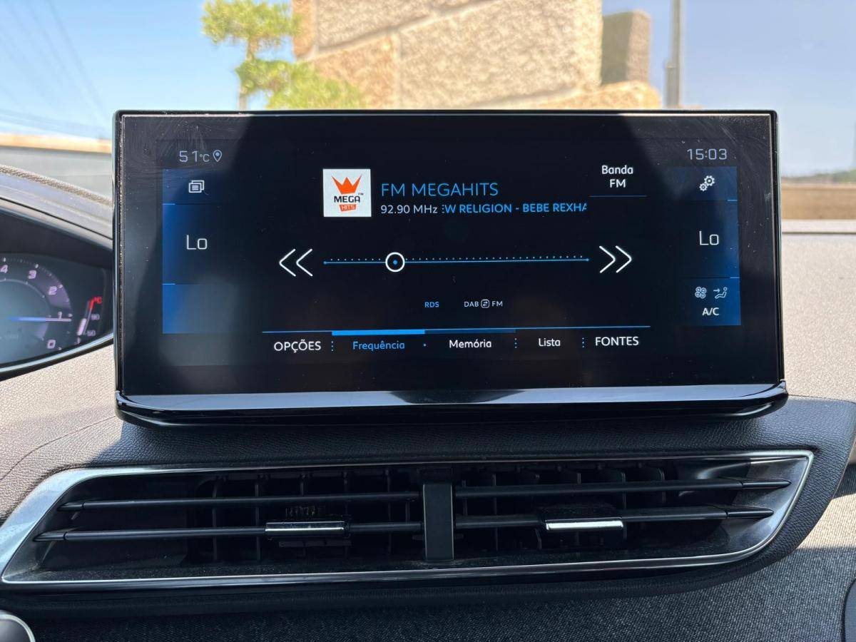 peugeot-5008-2023-gasolina-1199cc