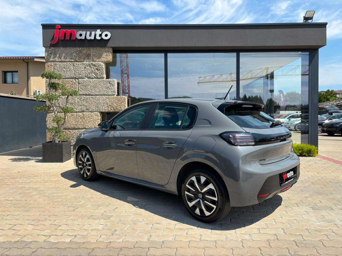 peugeot-208-2024-gasolina-1199cc
