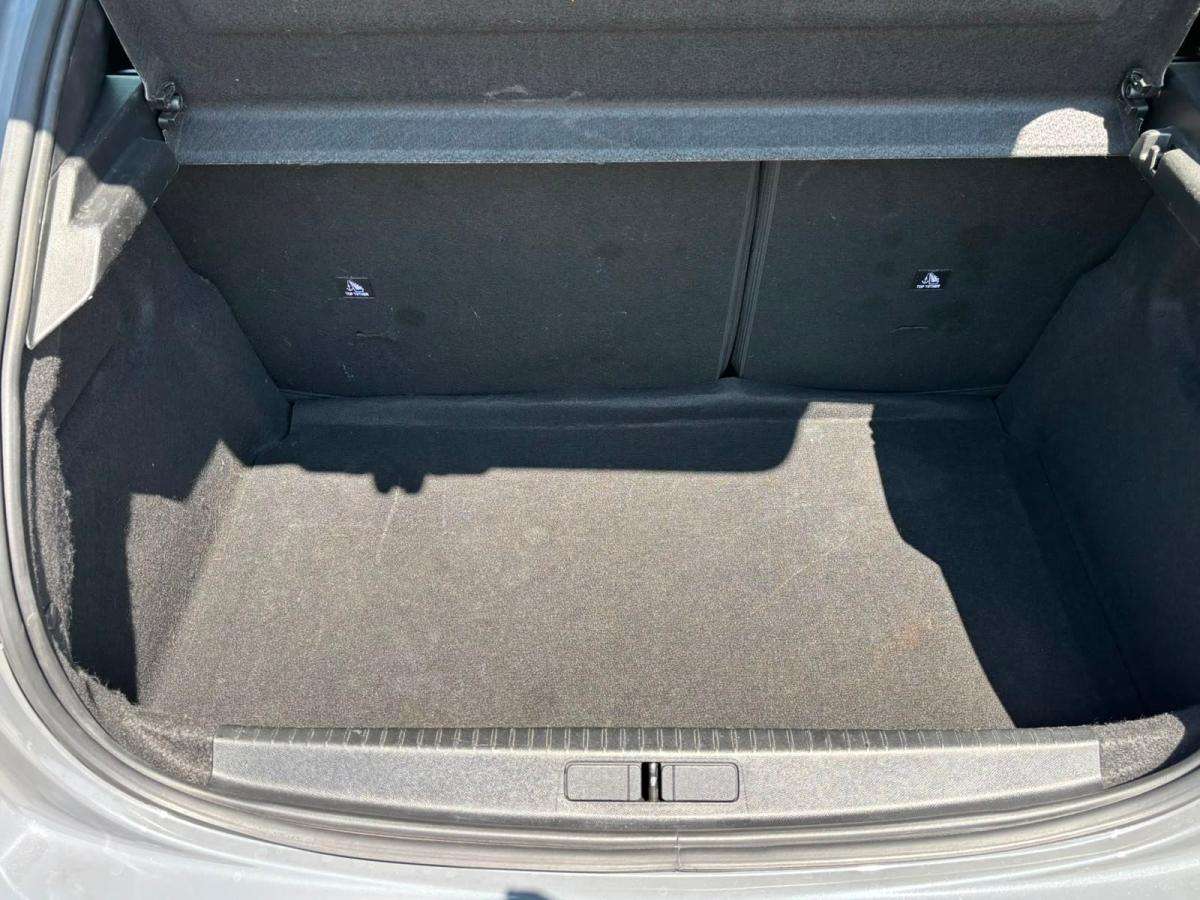 peugeot-208-2024-gasolina-1199cc