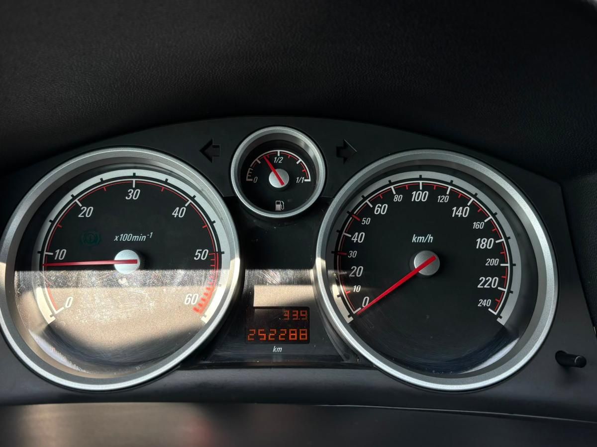 opel-astra-gtc-2007-diesel-1686cc