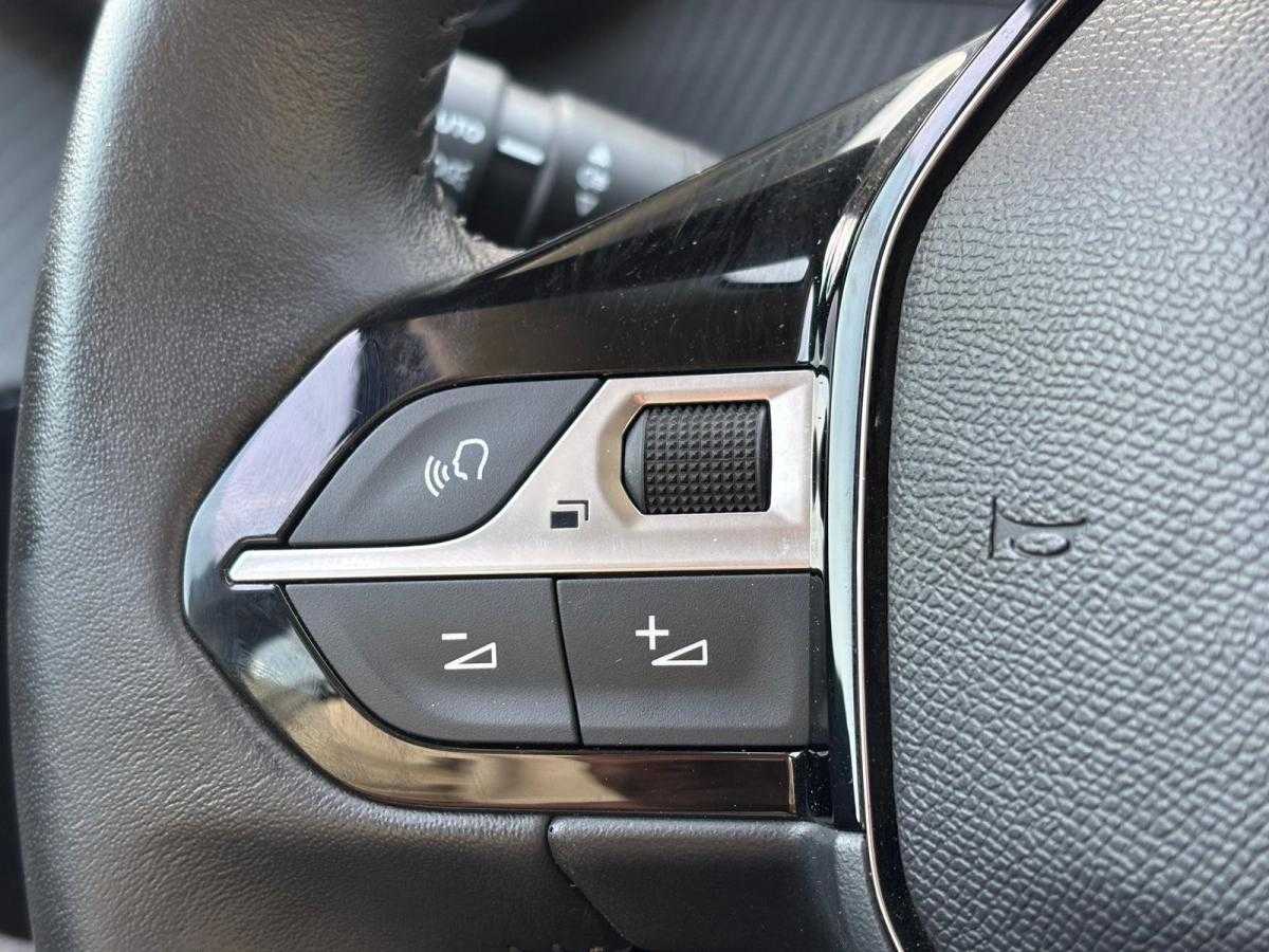 peugeot-208-2024-eletrico-0cc