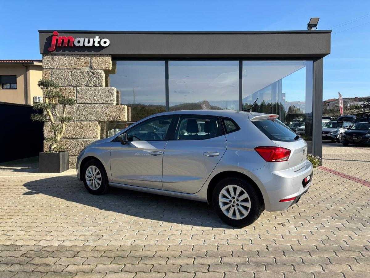 seat-ibiza-2023-gasolina-999cc