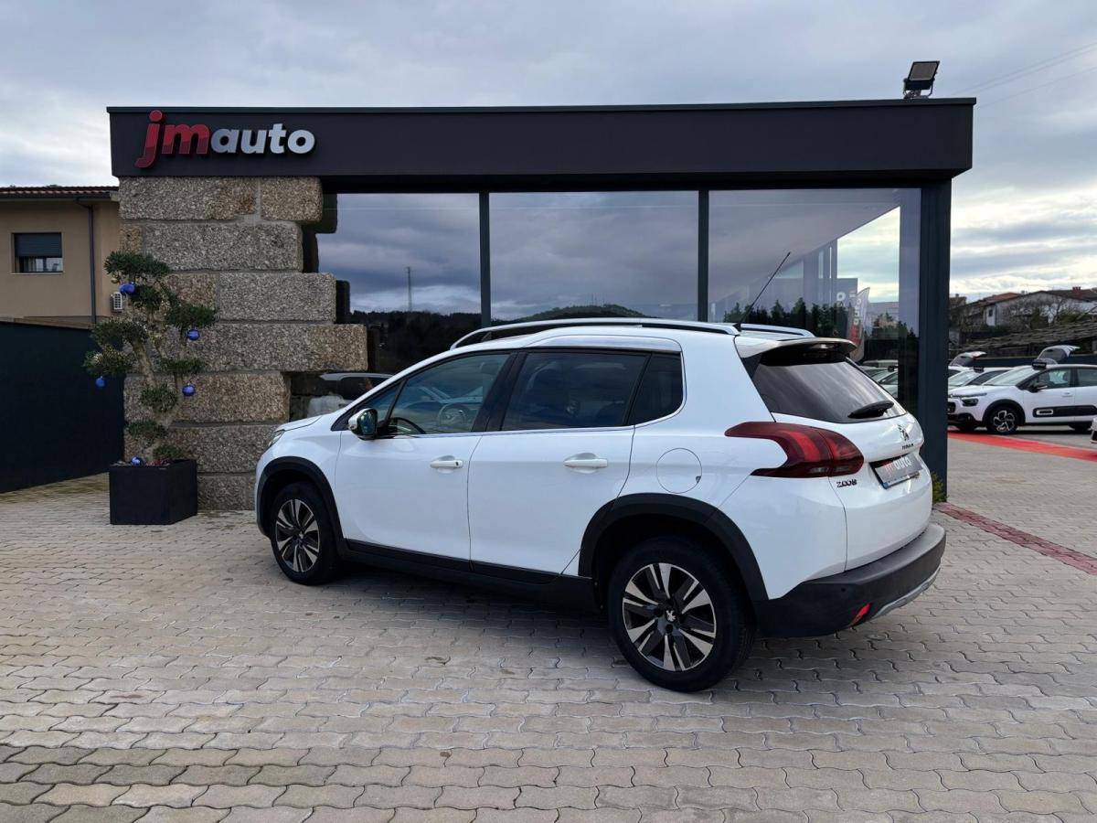 peugeot-2008-2018-gasolina-1199cc