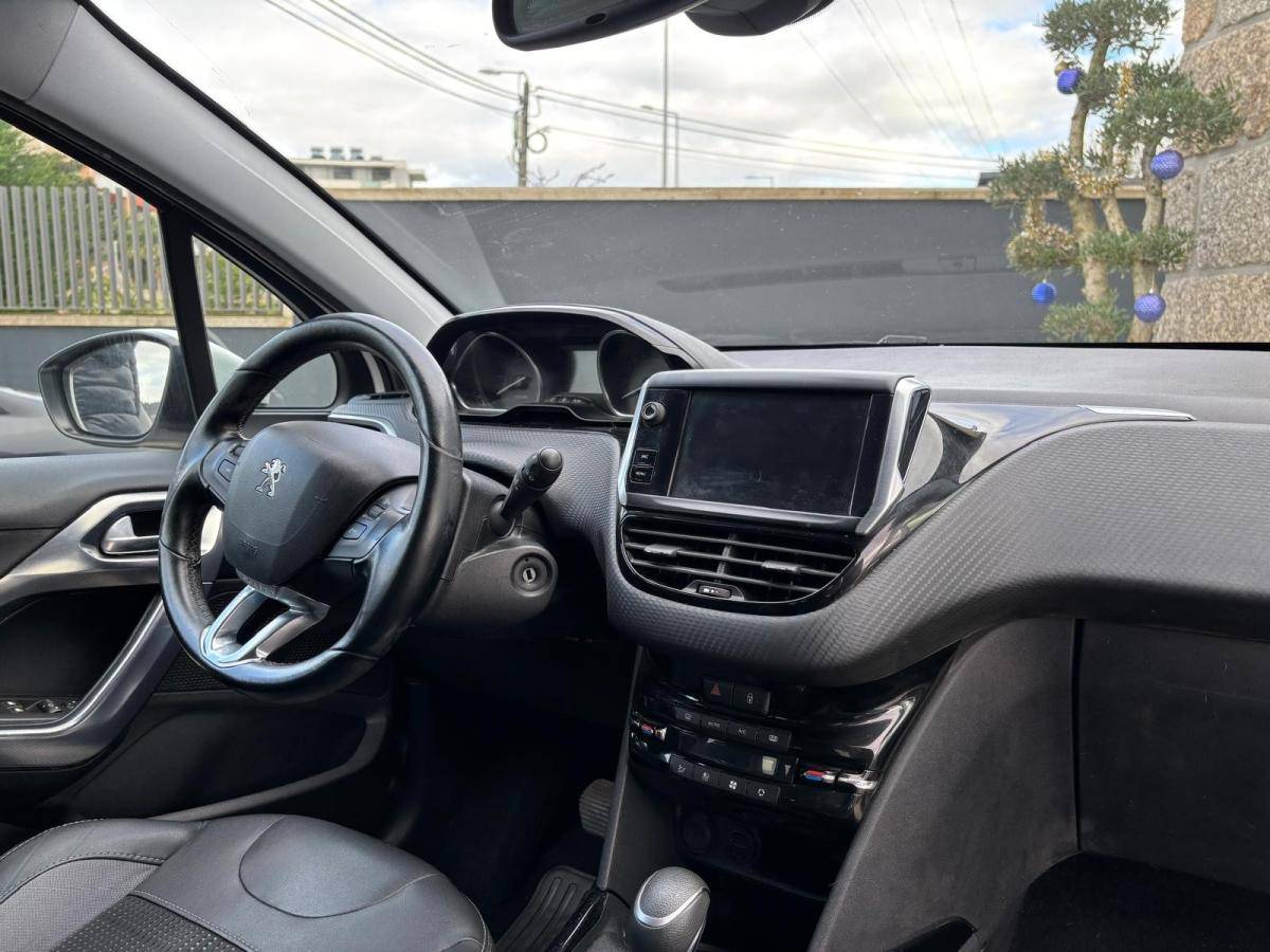 peugeot-2008-2018-gasolina-1199cc