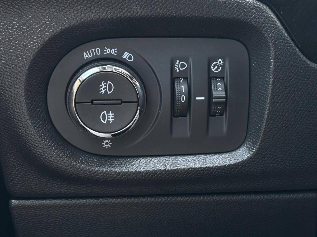 opel-corsa-2024-gasolina-1199cc
