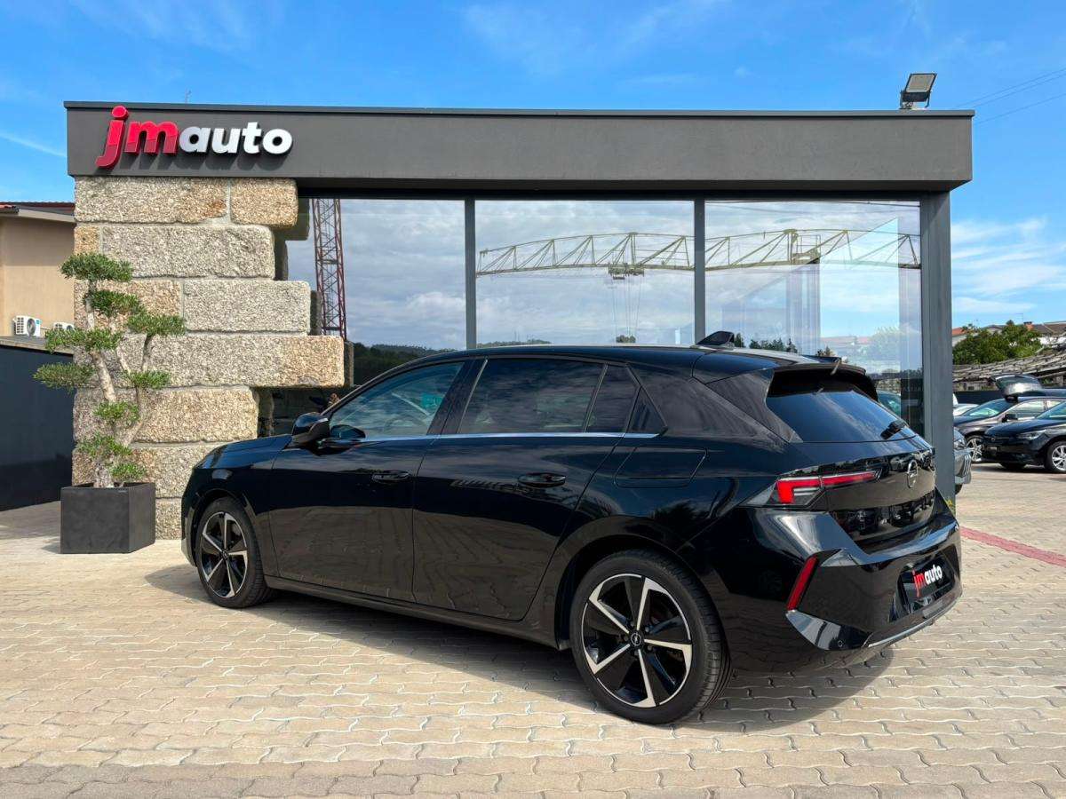 opel-astra-2023-hibrido-a-gasolina-1598cc