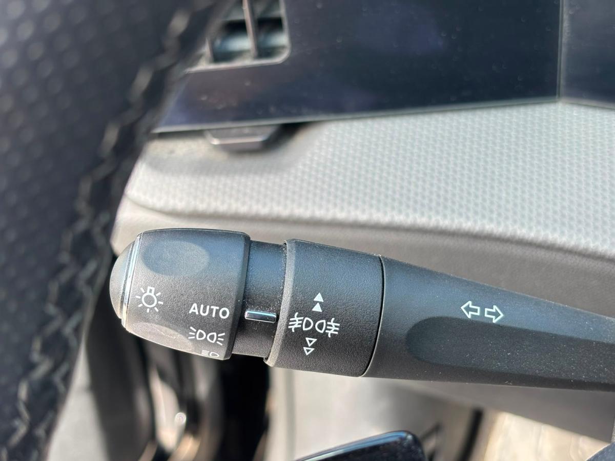 opel-astra-2023-hibrido-a-gasolina-1598cc