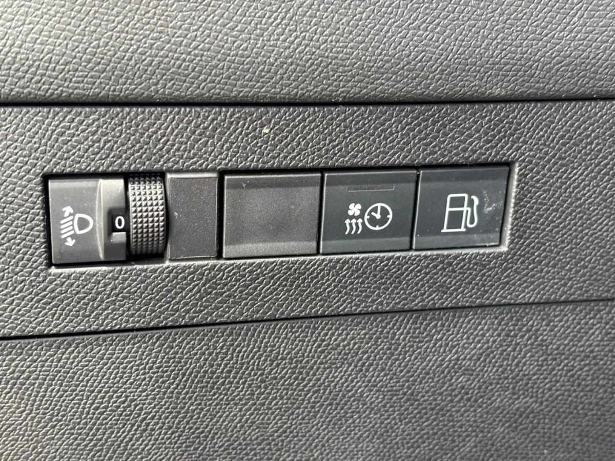 opel-astra-2023-hibrido-a-gasolina-1598cc