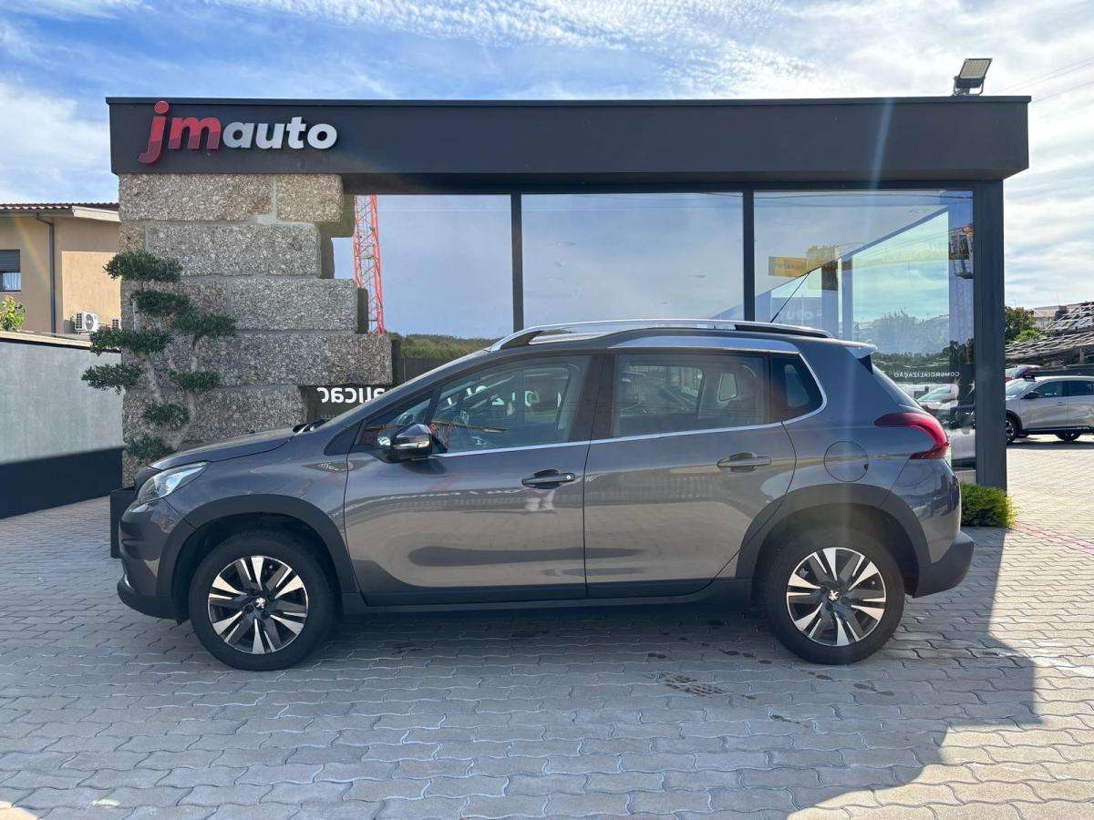 peugeot-2008-2018-gasolina-1199cc