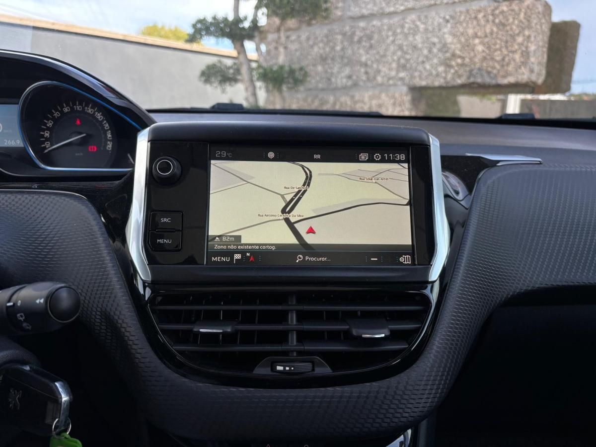 peugeot-2008-2018-gasolina-1199cc