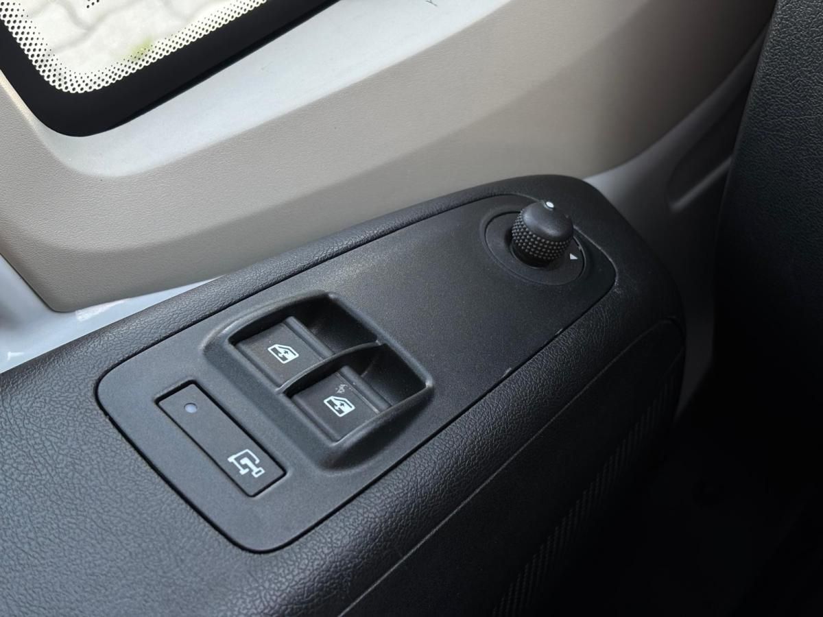 opel-movano-2023-diesel-2179cc