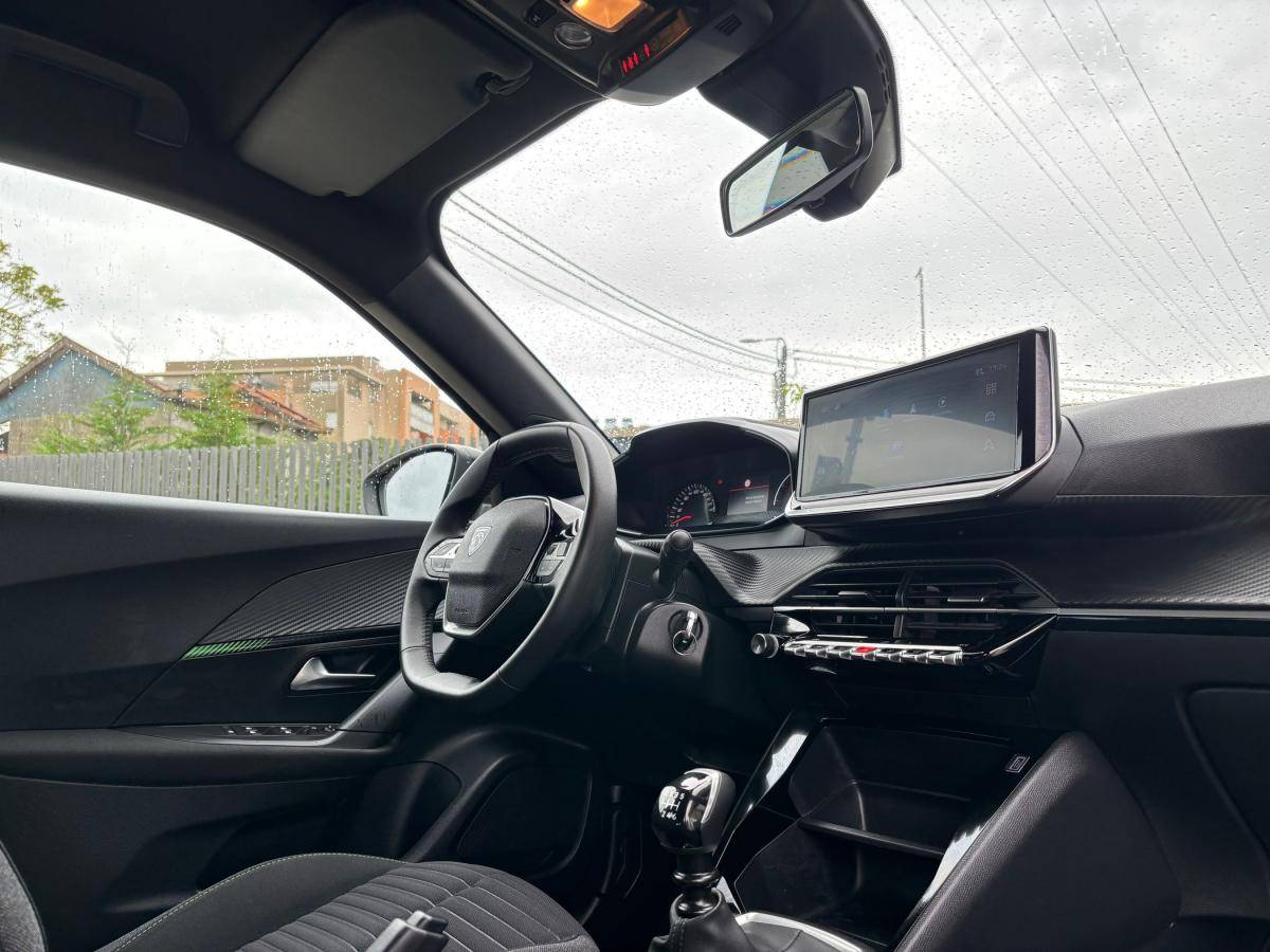 peugeot-2008-2024-gasolina-1199cc