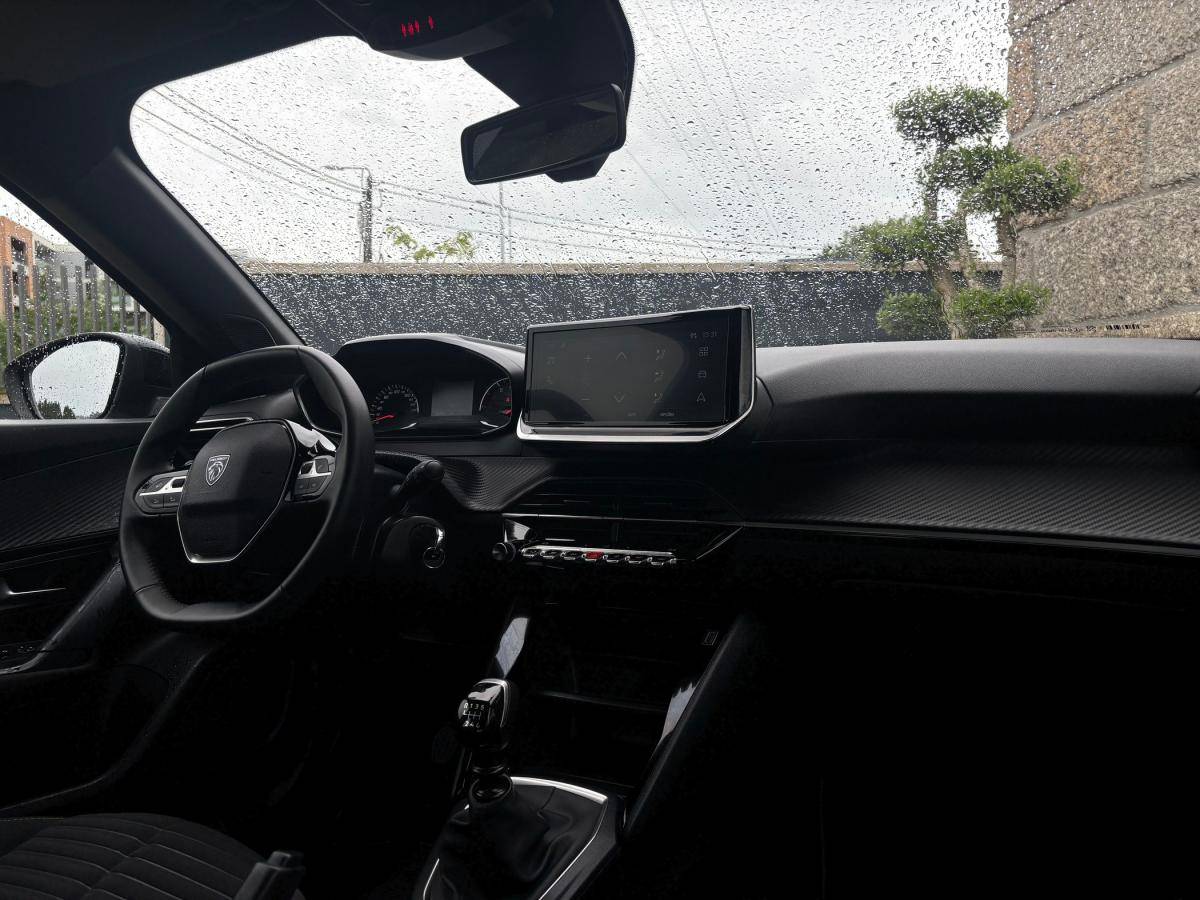 peugeot-2008-2024-gasolina-1199cc