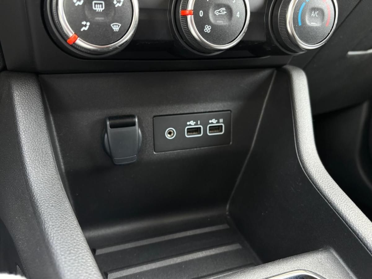renault-clio-2024-gasolina-999cc