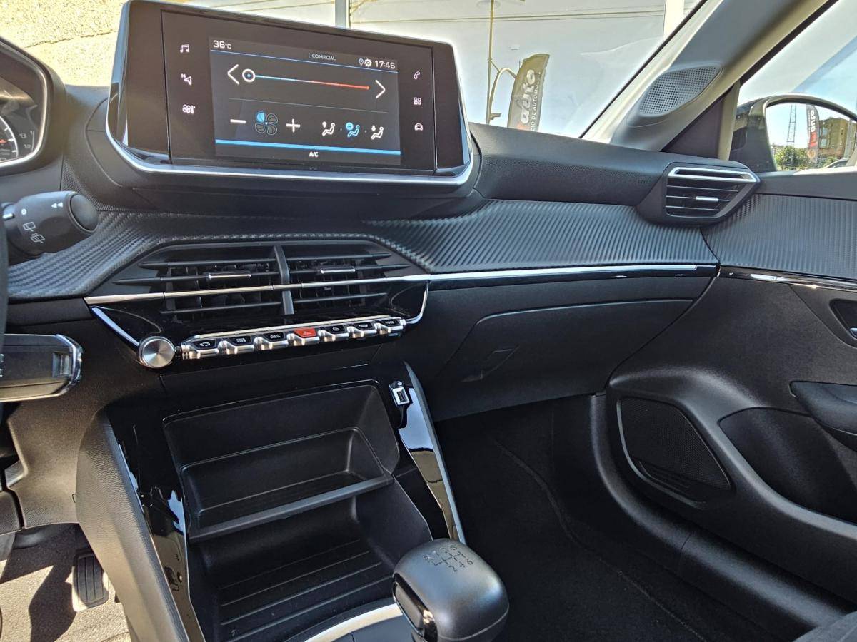 peugeot-208-2022-gasolina-1199cc