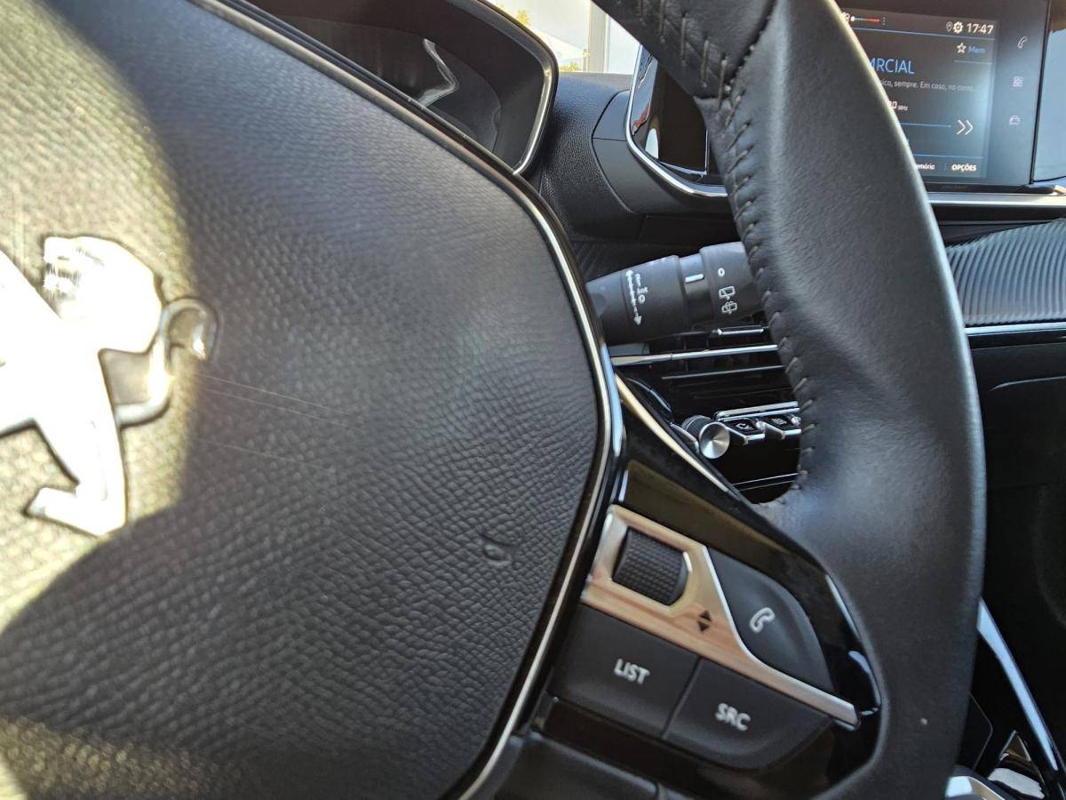 peugeot-208-2022-gasolina-1199cc