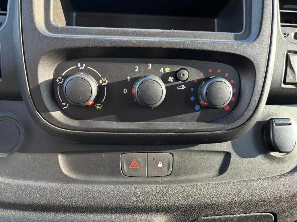 renault-trafic-2015-diesel-1598cc