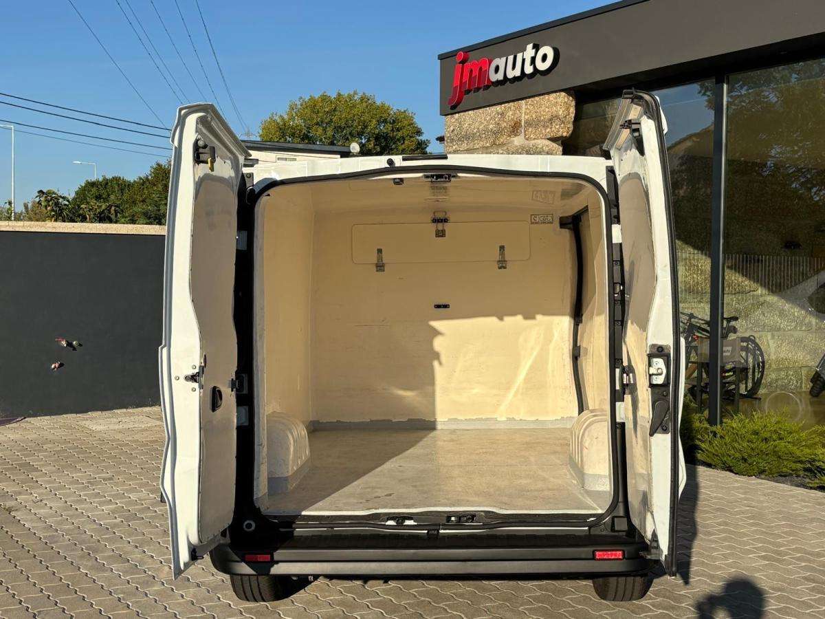 renault-trafic-2015-diesel-1598cc