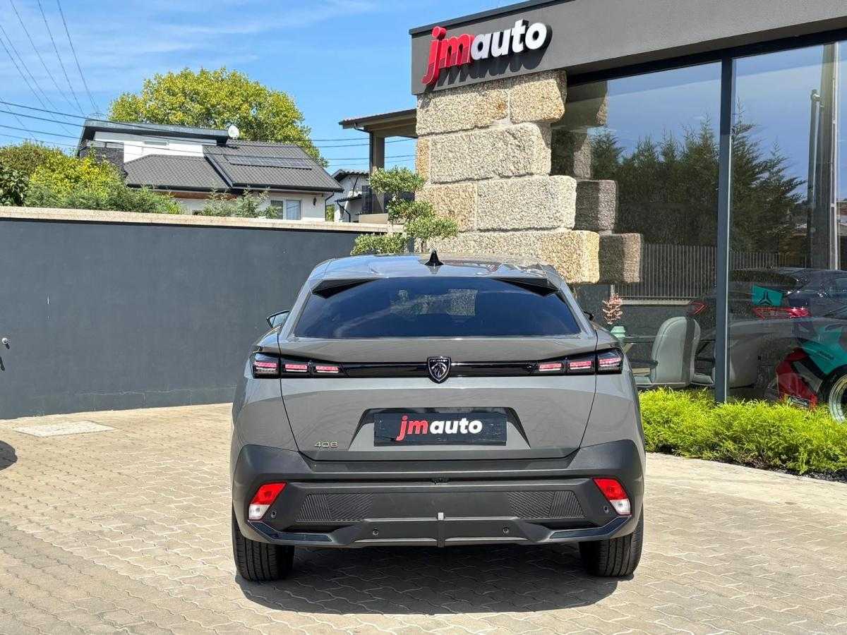 peugeot-408-2024-gasolina-1199cc