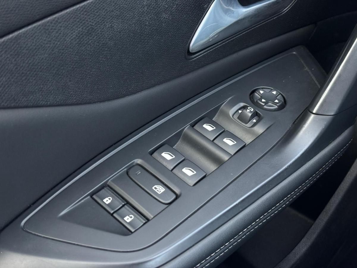 peugeot-408-2024-gasolina-1199cc