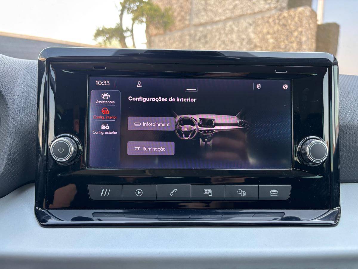 seat-arona-2023-gasolina-999cc