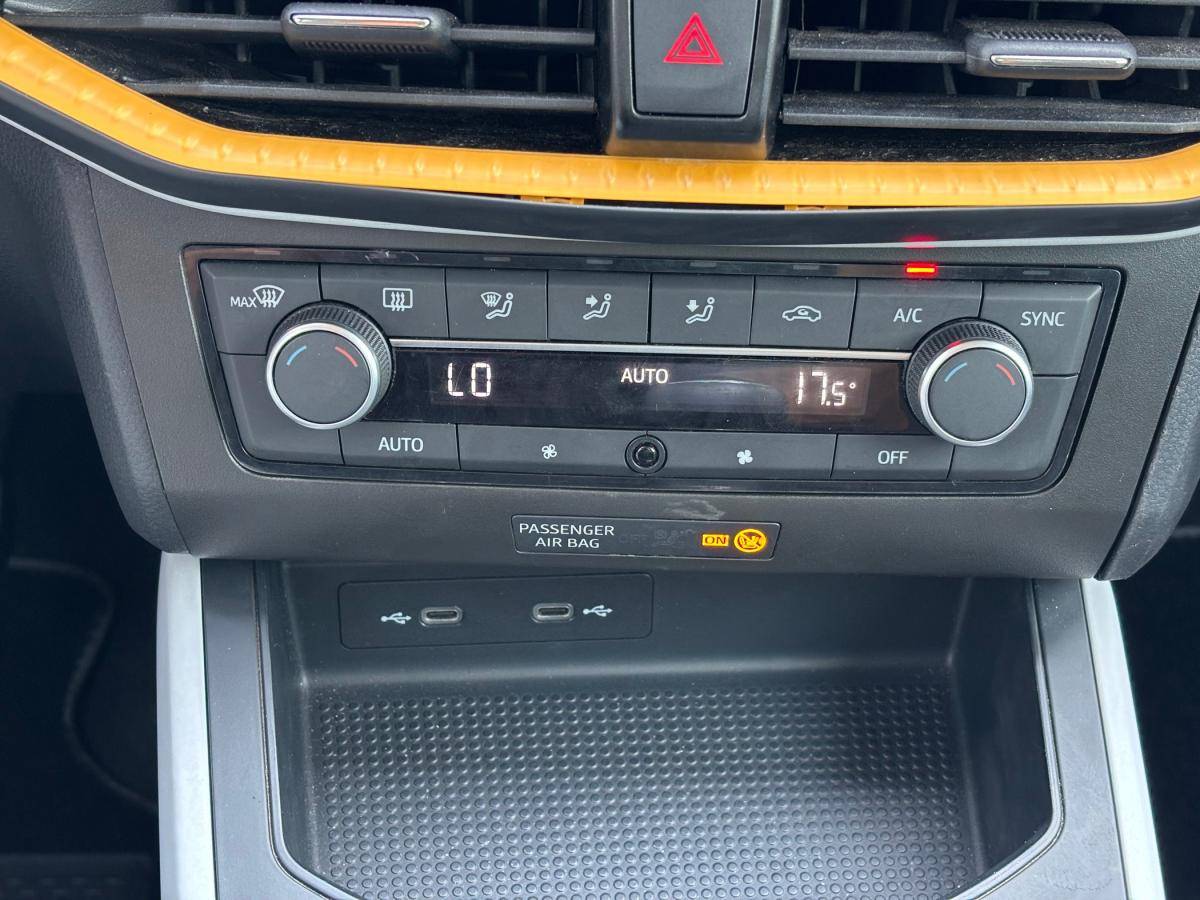 seat-arona-2023-gasolina-999cc