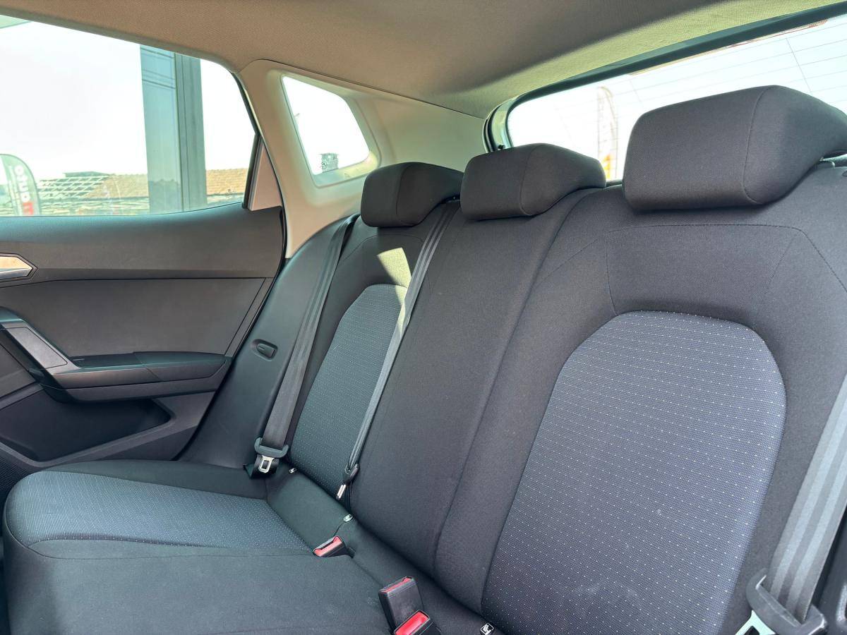 seat-arona-2023-gasolina-999cc