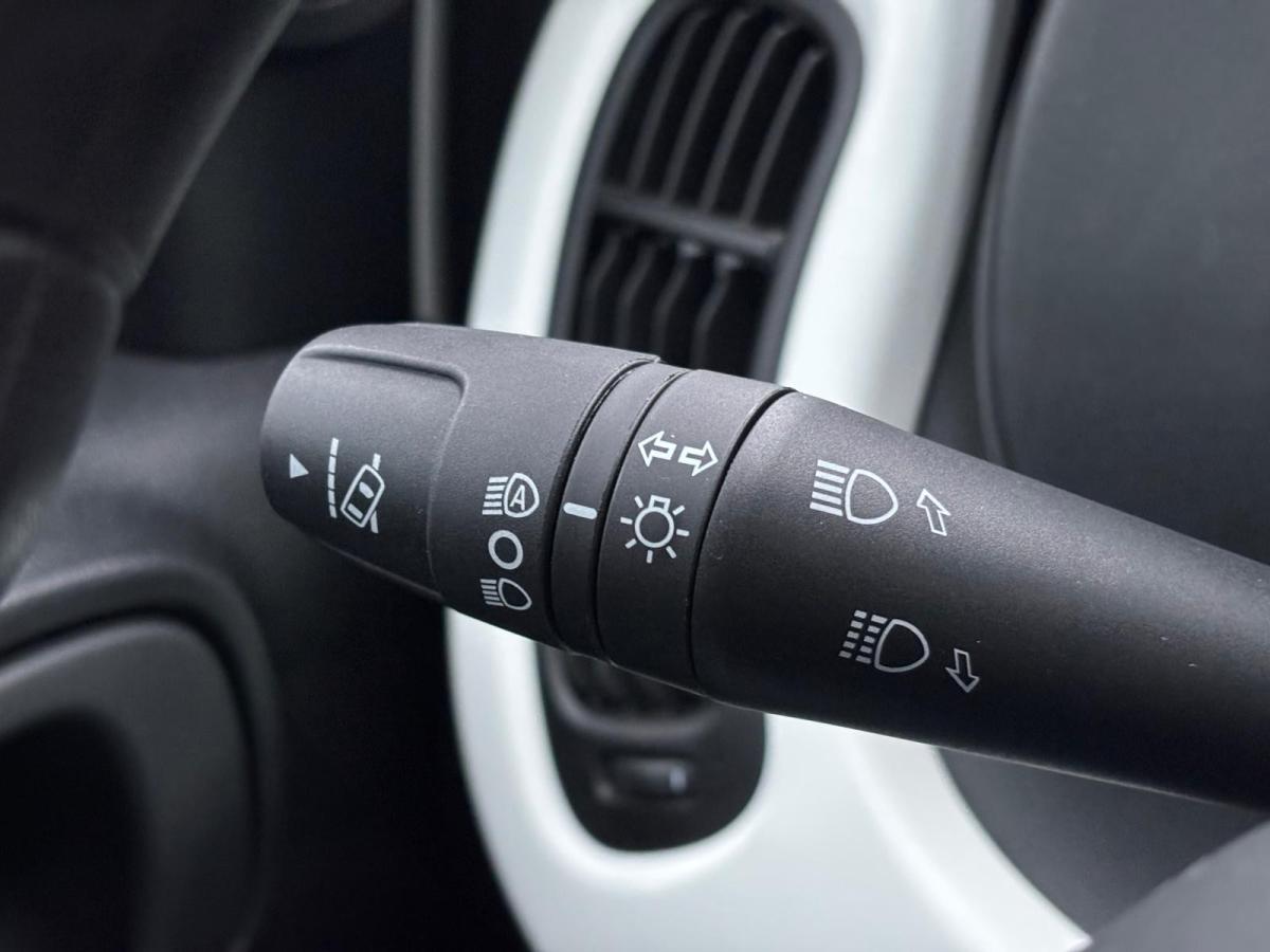 fiat-panda-2025-hibrido-a-gasolina-999cc