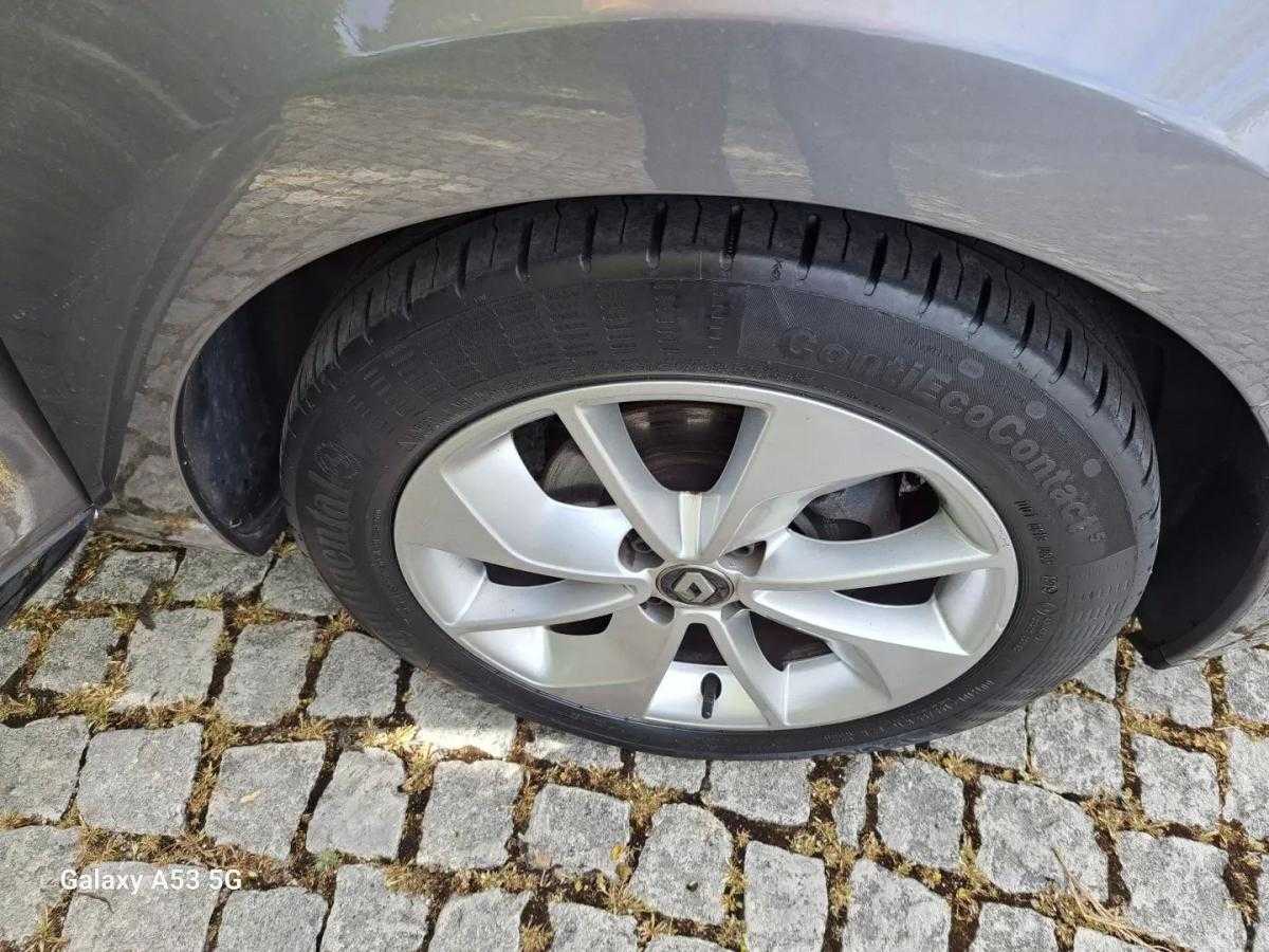 renault-clio-sport-tourer-2016-gasolina-898cc