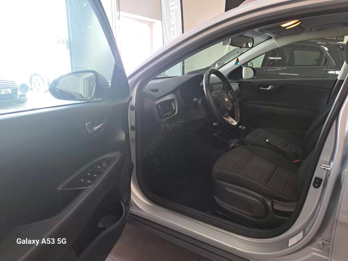 kia-stonic-2020-gasolina-998cc