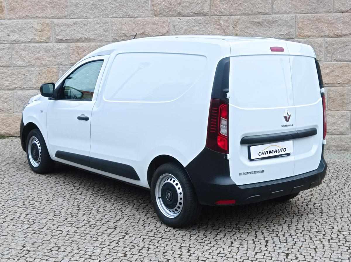renault-express-1-5-95cv-2022-diesel-1461cc