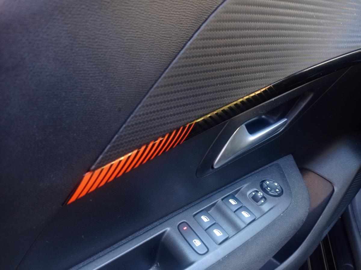 peugeot-208-1-2-puretech-2021-gasolina-1199cc