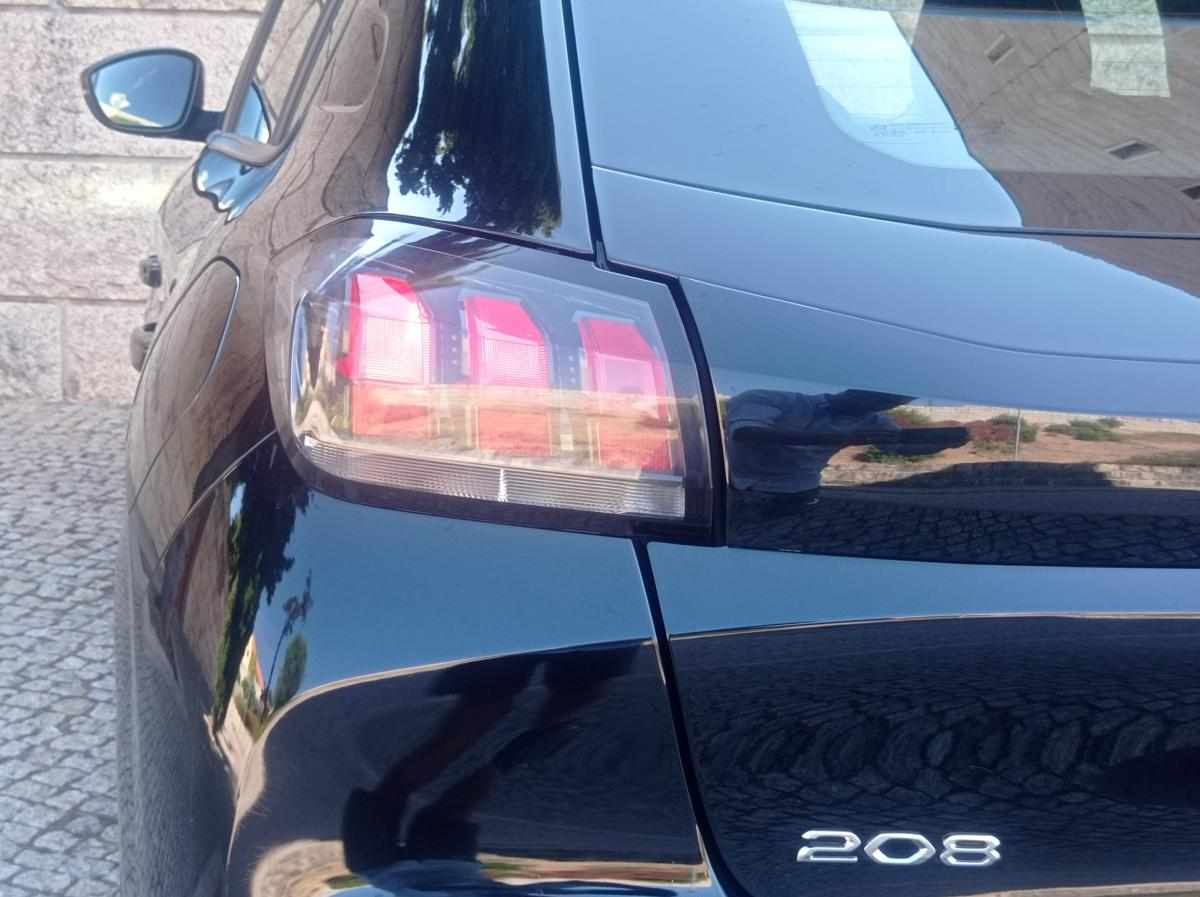peugeot-208-1-2-puretech-2021-gasolina-1199cc