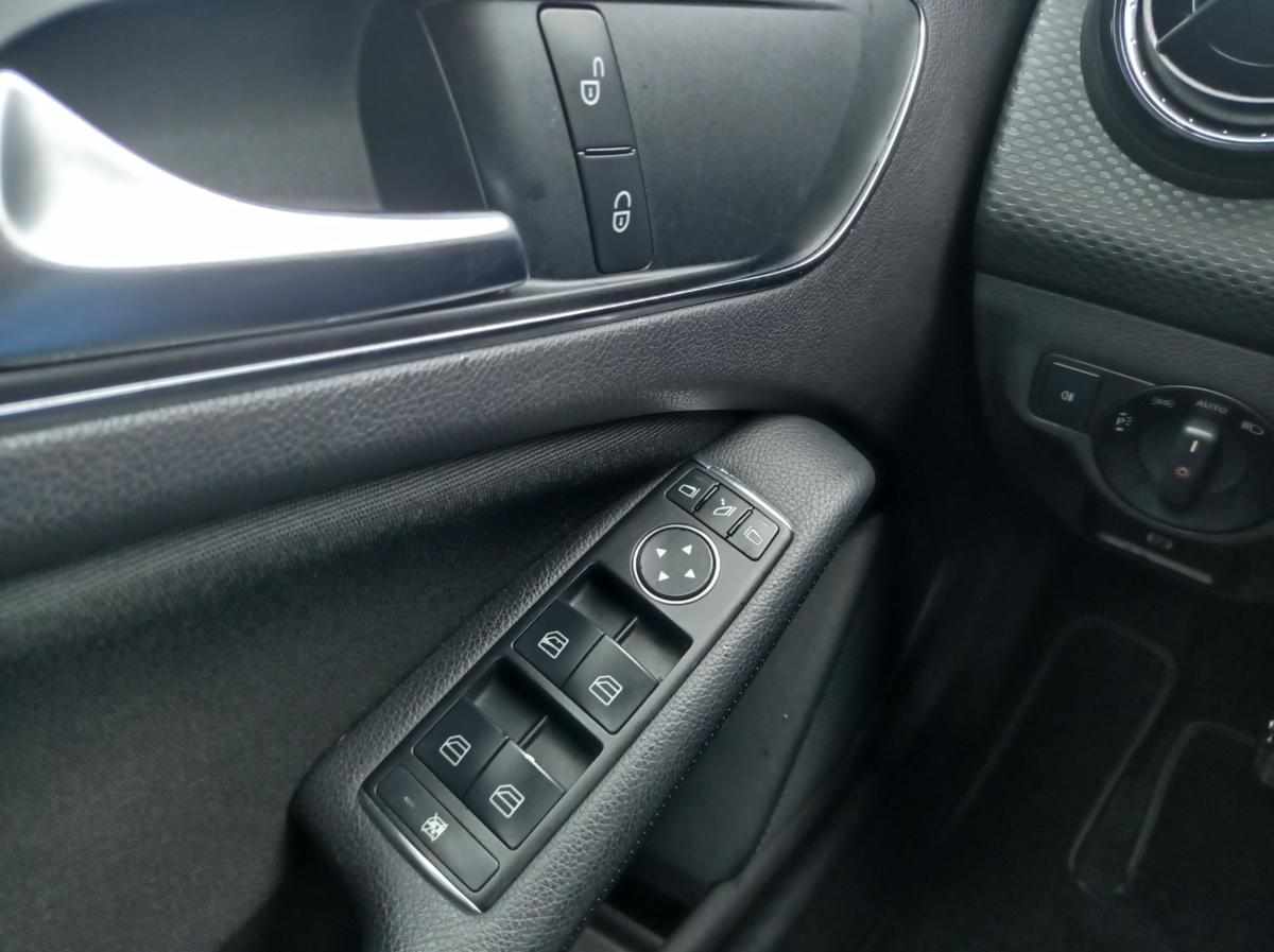 mercedes-benz-classe-a-a-180-cdi-blueefficiency-2013-diesel-1461cc