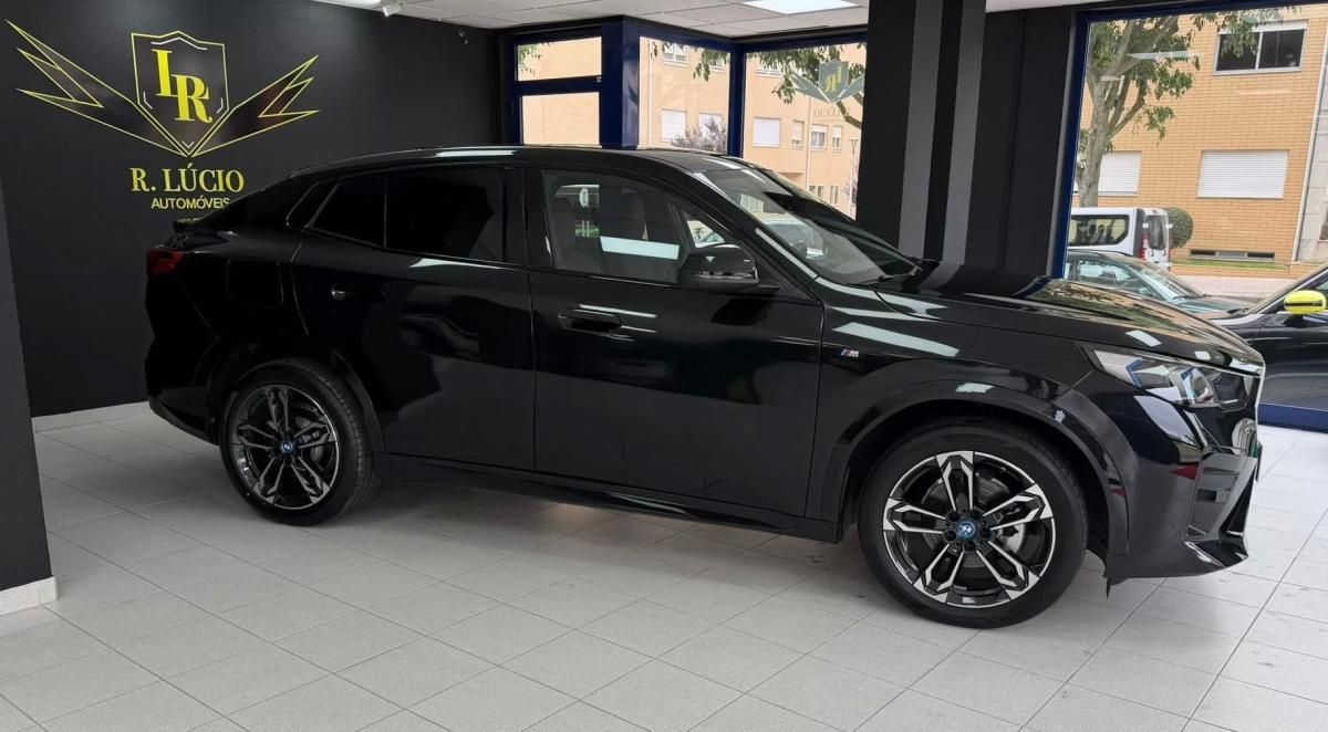 bmw-x2-2025-eletrico-200cc