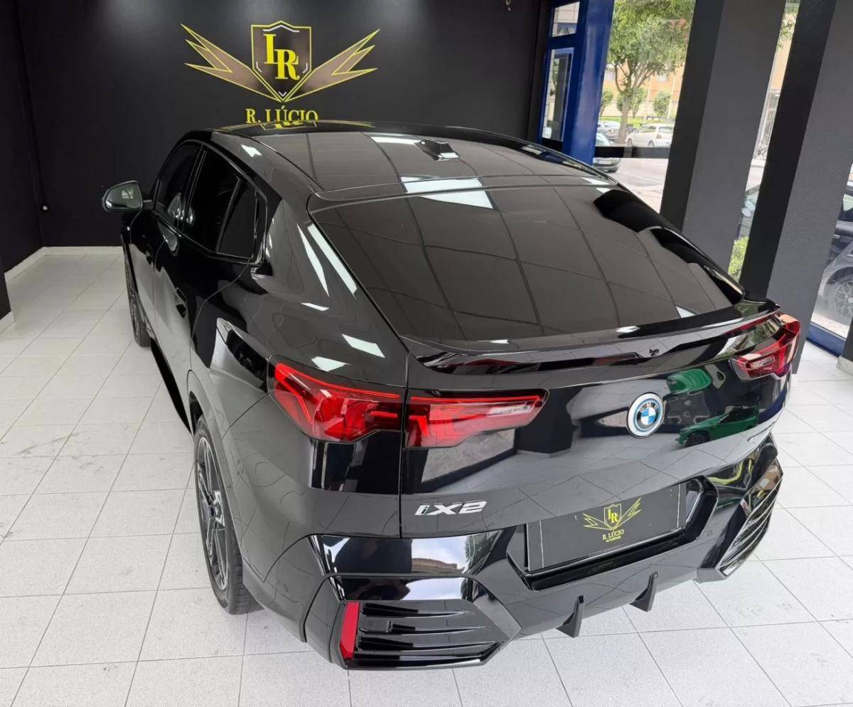 bmw-x2-2025-eletrico-200cc