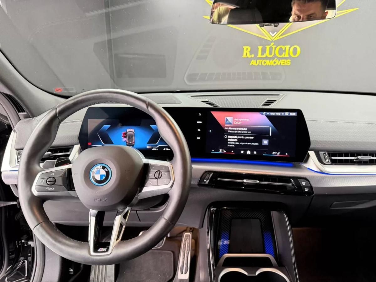 bmw-x2-2025-eletrico-200cc