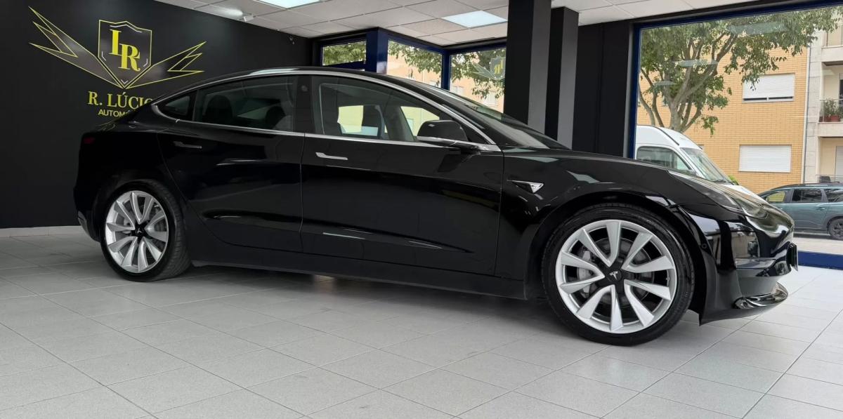 tesla-model-3-2019-eletrico-0cc