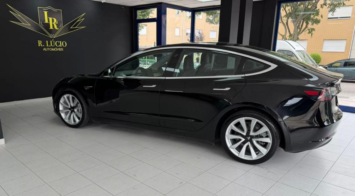 tesla-model-3-2019-eletrico-0cc