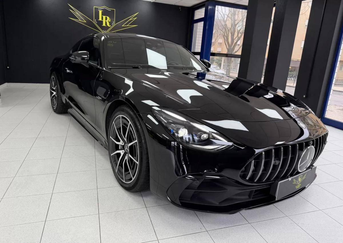 mercedes-benz-amg-gt-2025-gasolina-1991cc