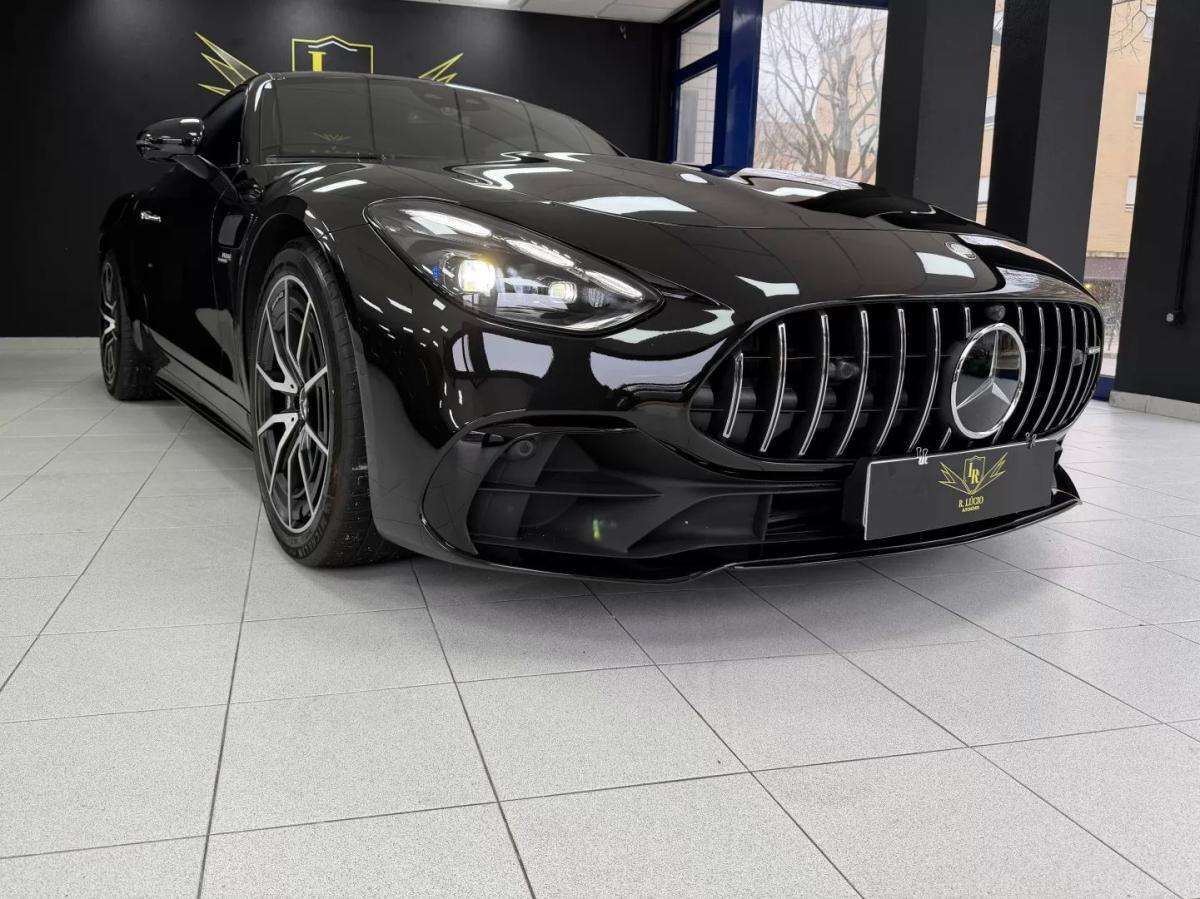 mercedes-benz-amg-gt-2025-gasolina-1991cc