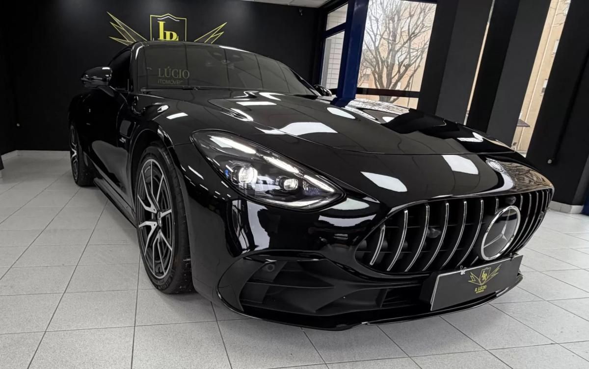 mercedes-benz-amg-gt-2025-gasolina-1991cc