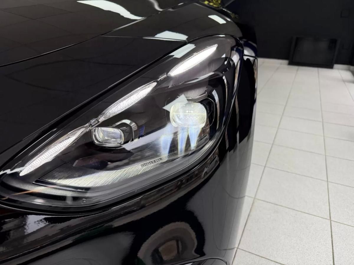 mercedes-benz-amg-gt-2025-gasolina-1991cc
