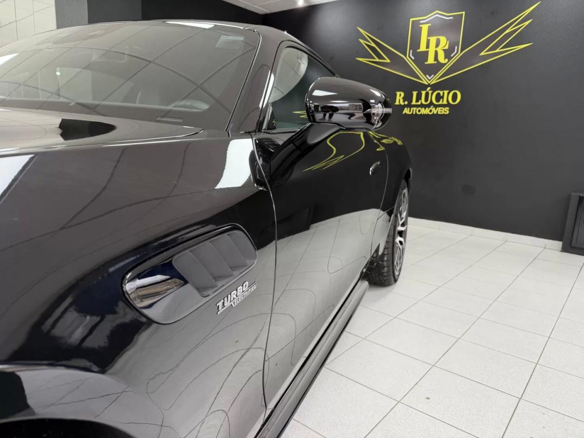 mercedes-benz-amg-gt-2025-gasolina-1991cc