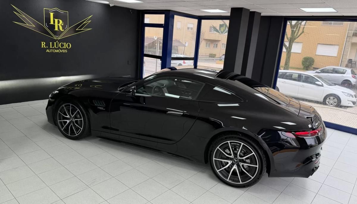 mercedes-benz-amg-gt-2025-gasolina-1991cc