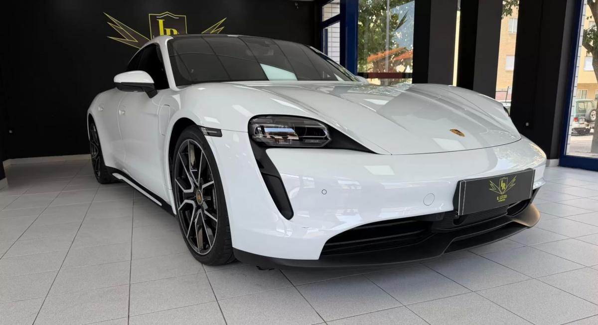 porsche-taycan-2023-eletrico-0cc