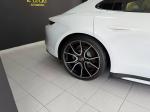 porsche-taycan-2023-eletrico-0cc
