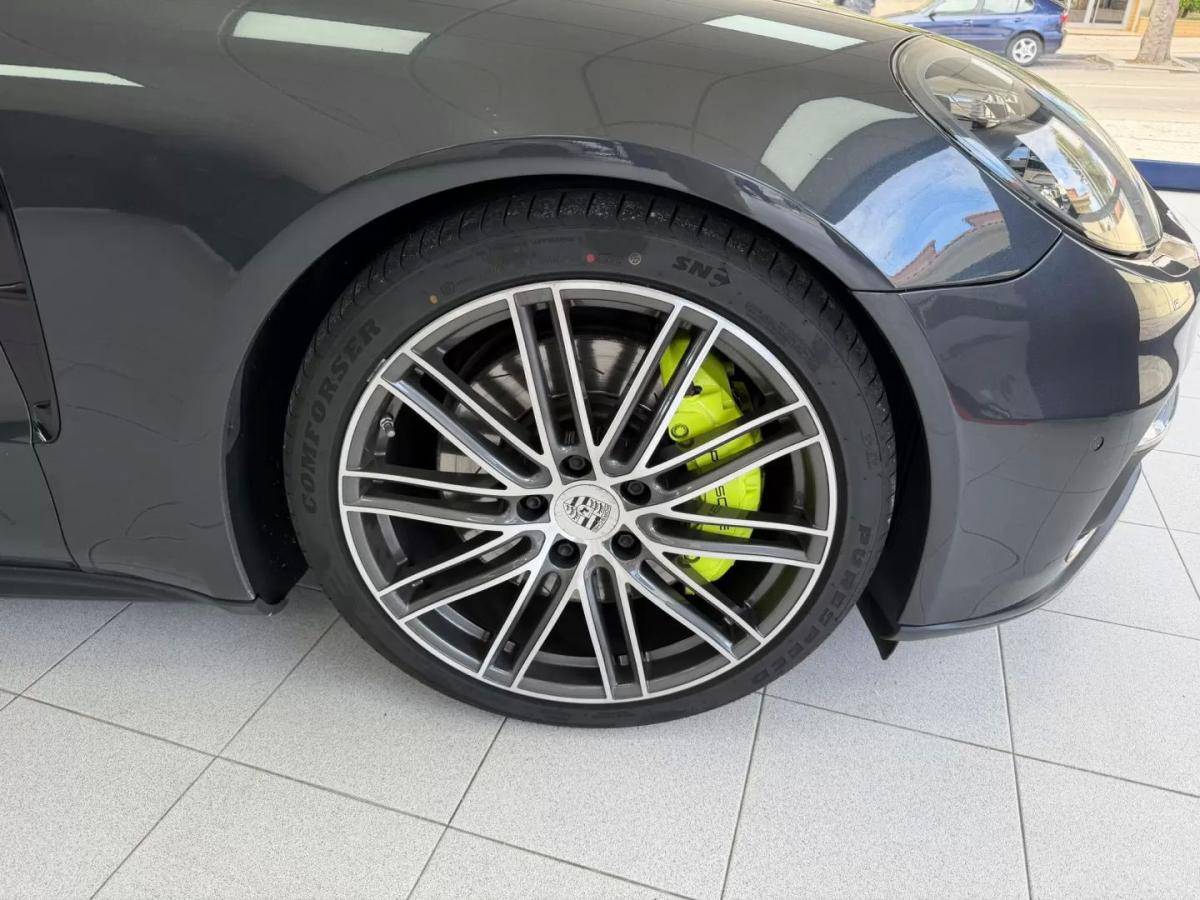porsche-panamera-sport-turismo-2017-hibrido-2894cc