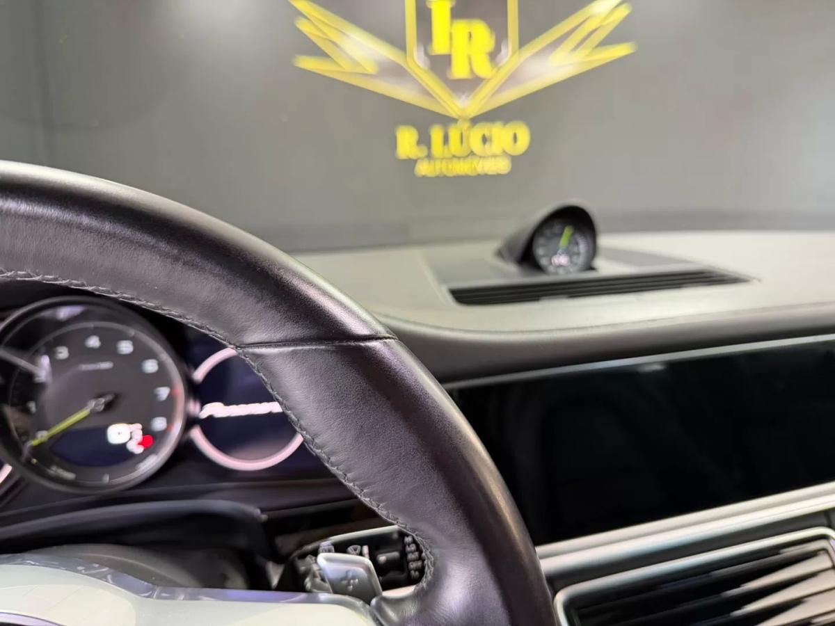 porsche-panamera-sport-turismo-2017-hibrido-2894cc