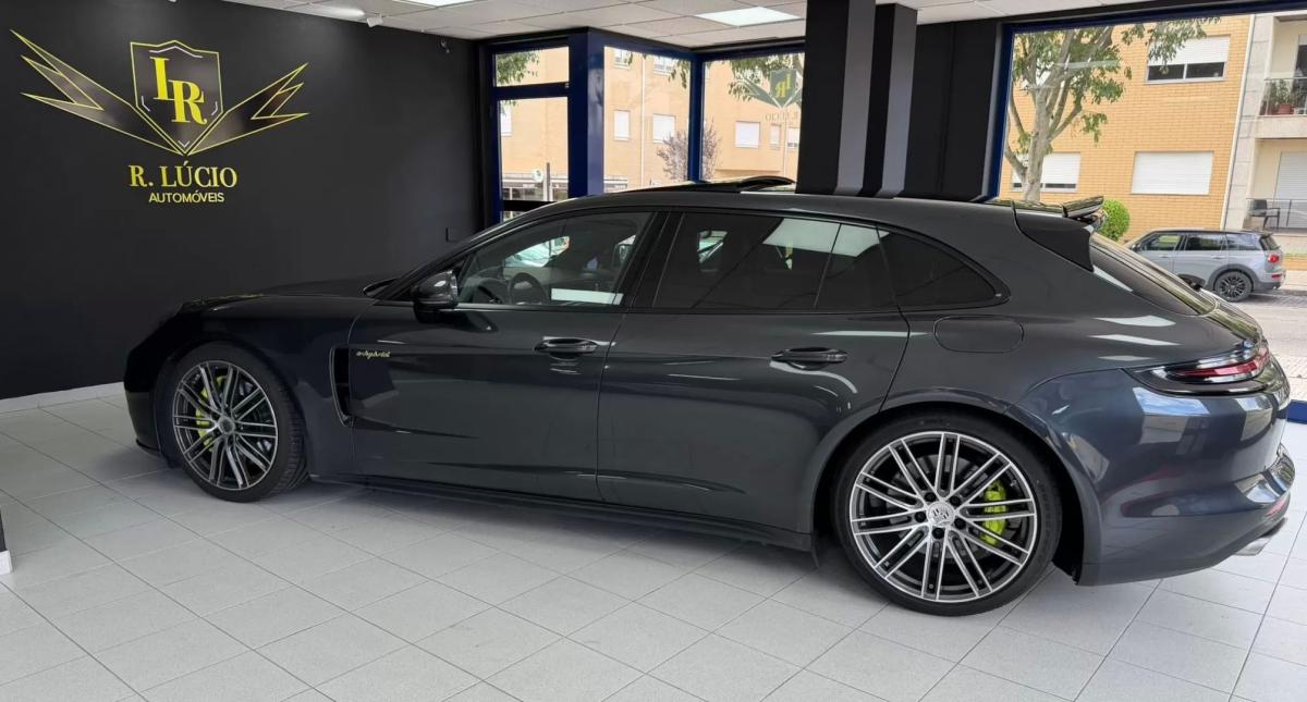 porsche-panamera-sport-turismo-2017-hibrido-2894cc